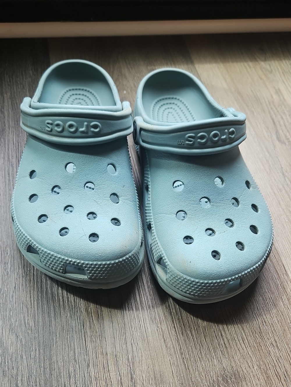 CROCS Classic Clog in Light Teal Blue